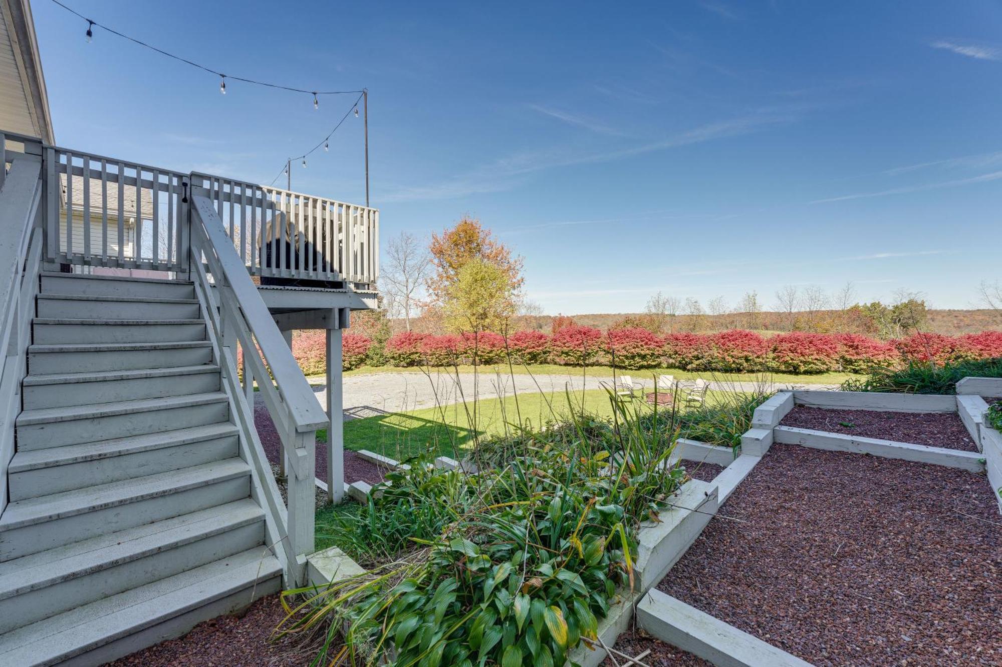 Massive And Modern Getaway On 23 Acres! *