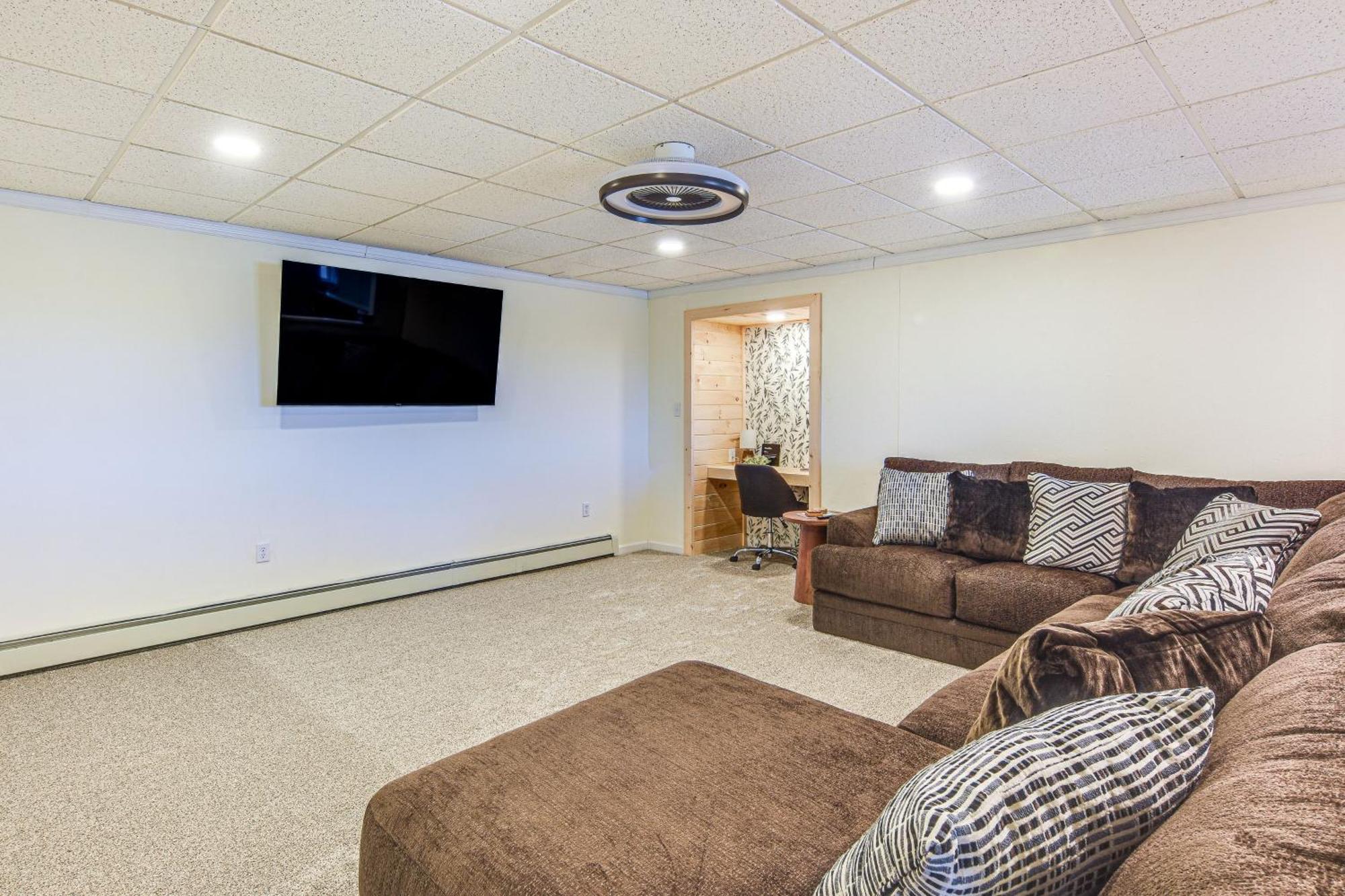 Massive And Modern Getaway On 23 Acres! * Coudersport