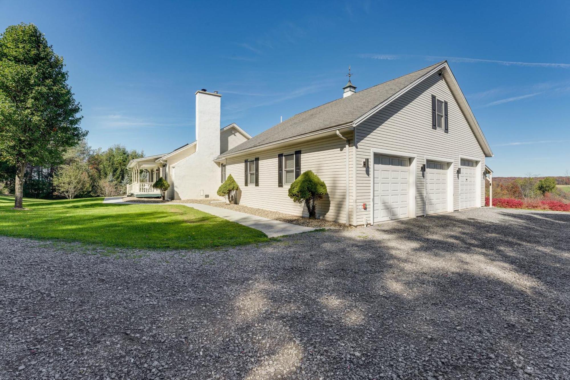 Massive And Modern Getaway On 23 Acres! Casa de férias Coudersport