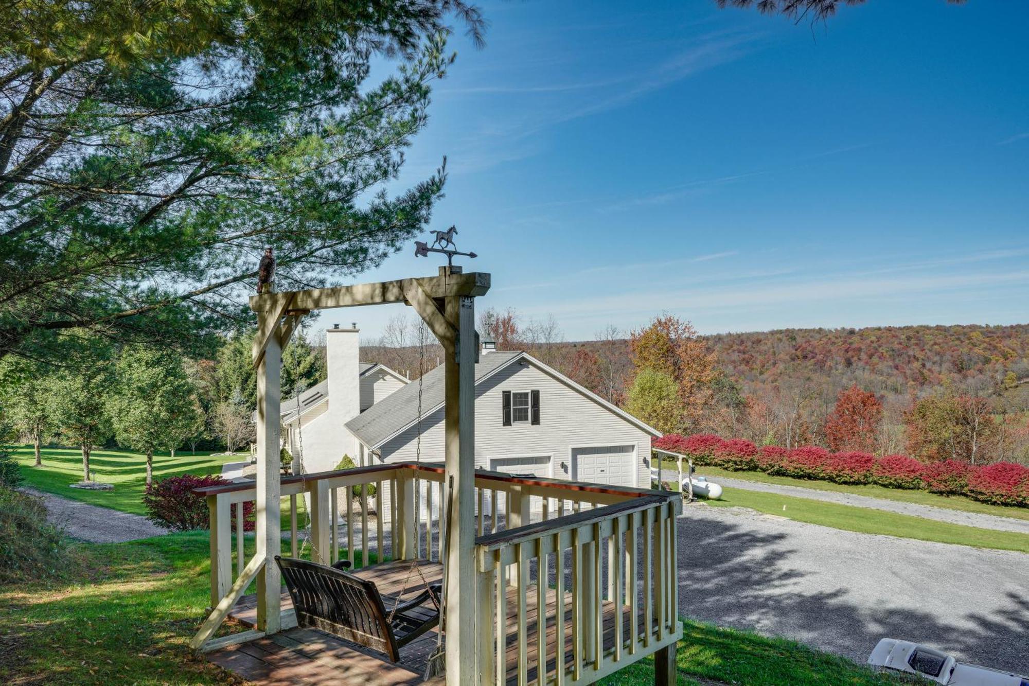 Casa de férias Massive And Modern Getaway On 23 Acres! Coudersport